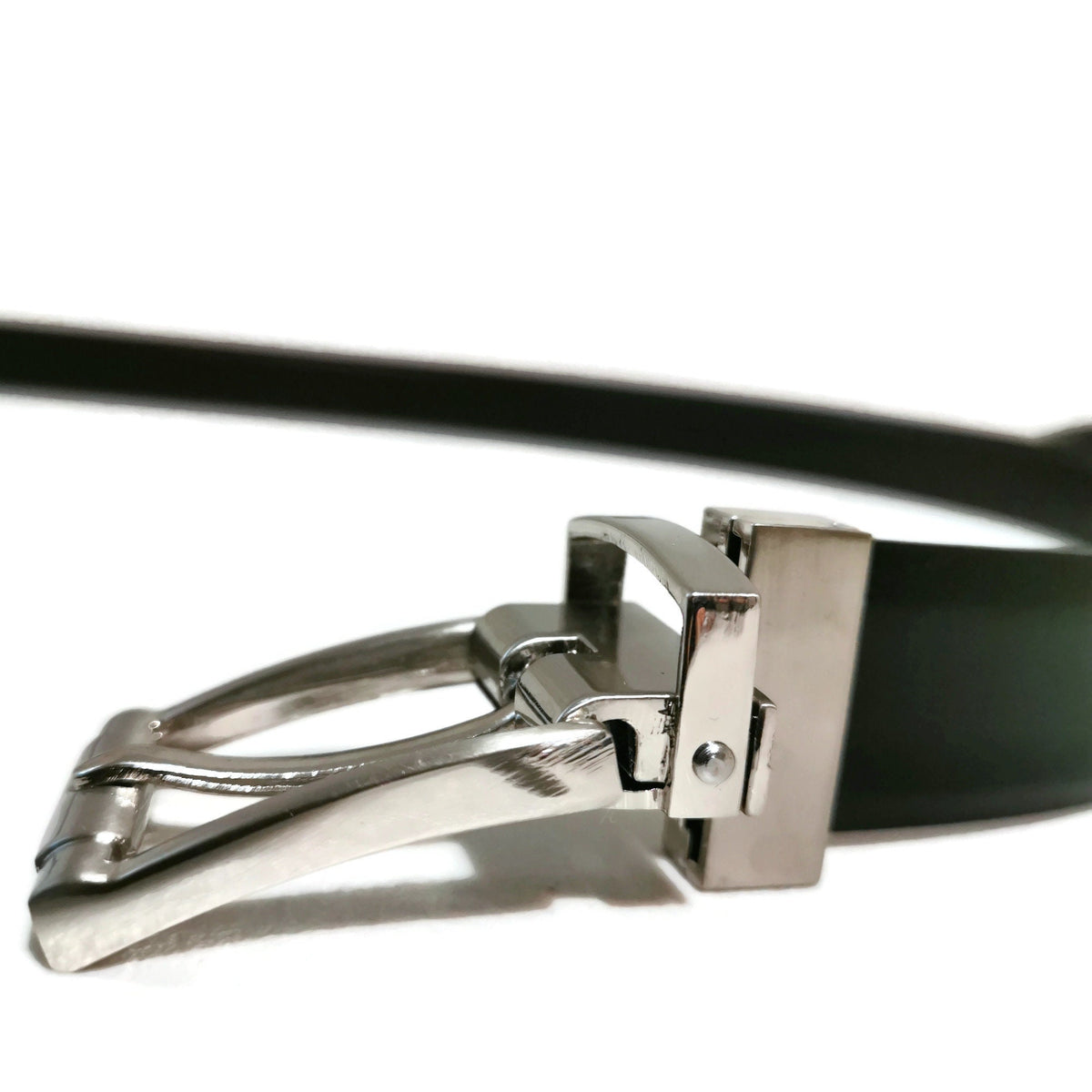 Reversible Leather Belt for Men: Black &amp; Brown Cowhide Dress Belt