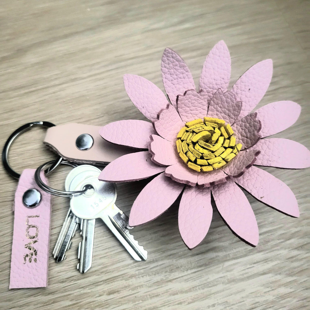 Pink Flower Leather Keychain – Handmade Floral Bag Charm – Personalized Gift for Her