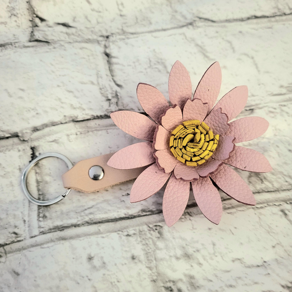 Pink Flower Leather Keychain – Handmade Floral Bag Charm – Personalized Gift for Her