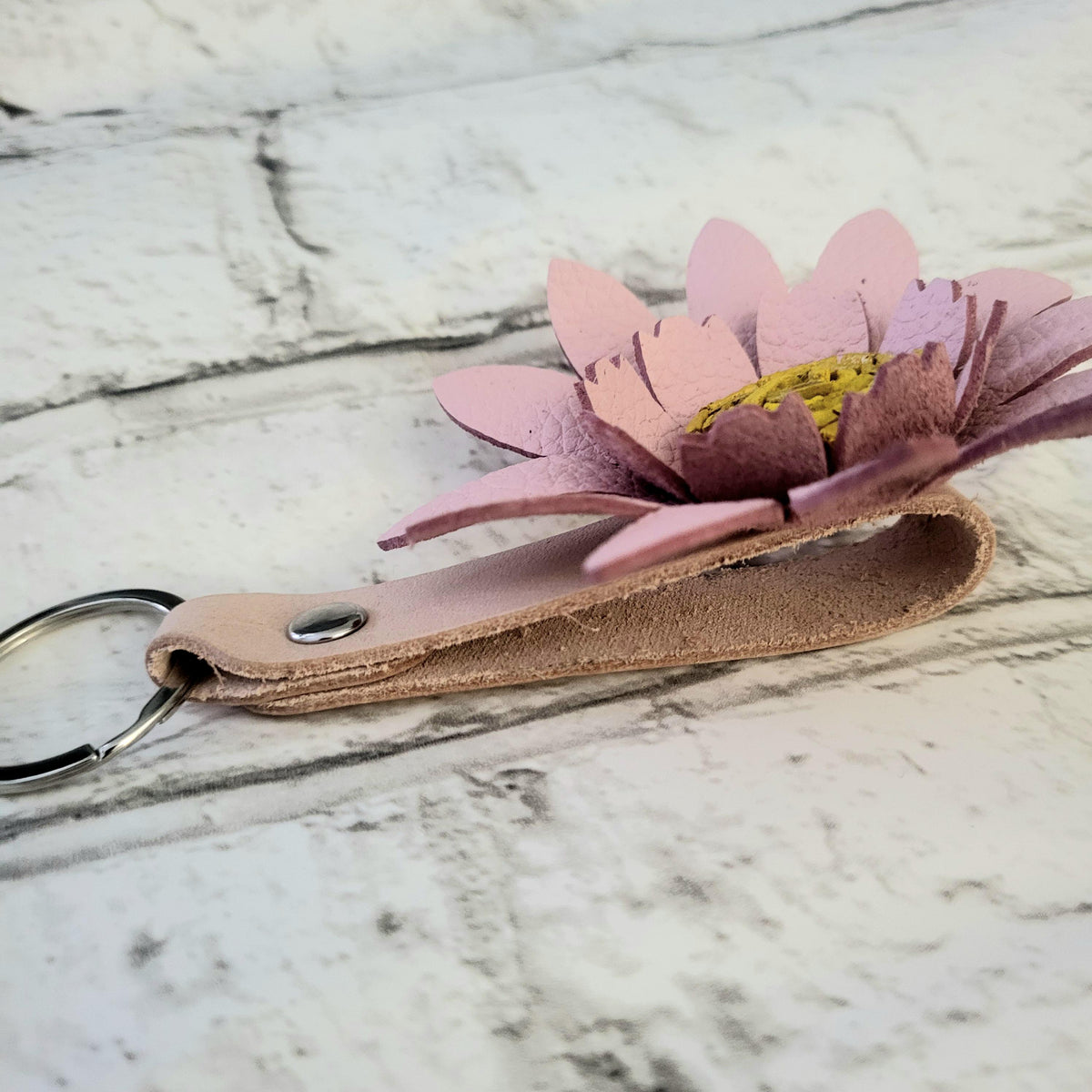 Pink Flower Leather Keychain – Handmade Floral Bag Charm – Personalized Gift for Her